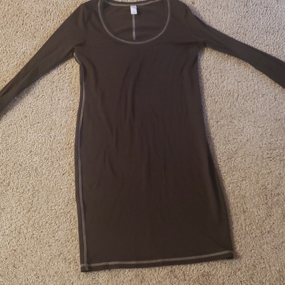 Dress - Picture 2 of 7